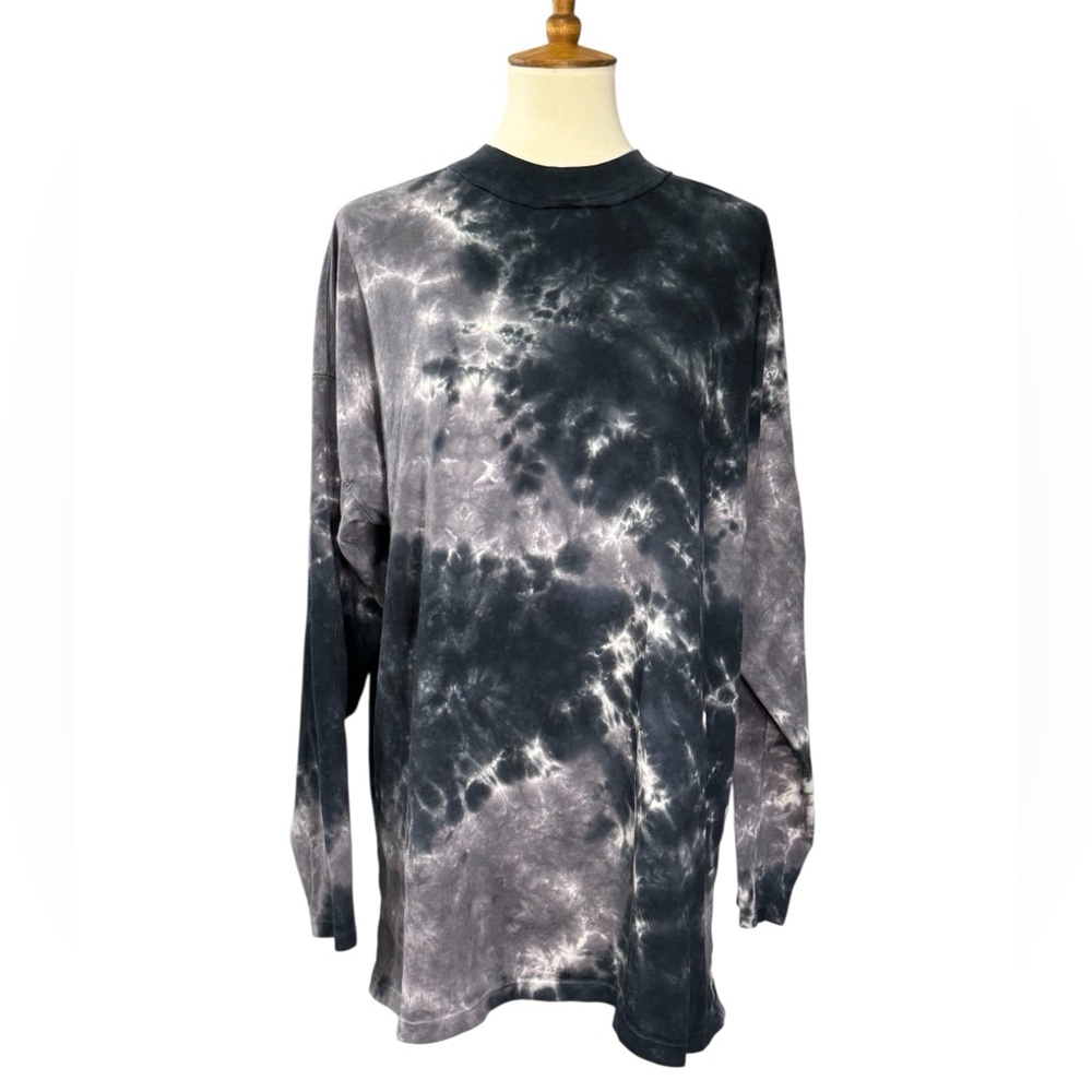 We The Free Black and Gray Tie-Dye Shirt #182 - Picture 2 of 4